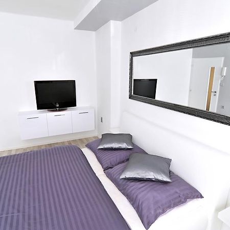Avax Apartment Reichenberg Exterior foto
